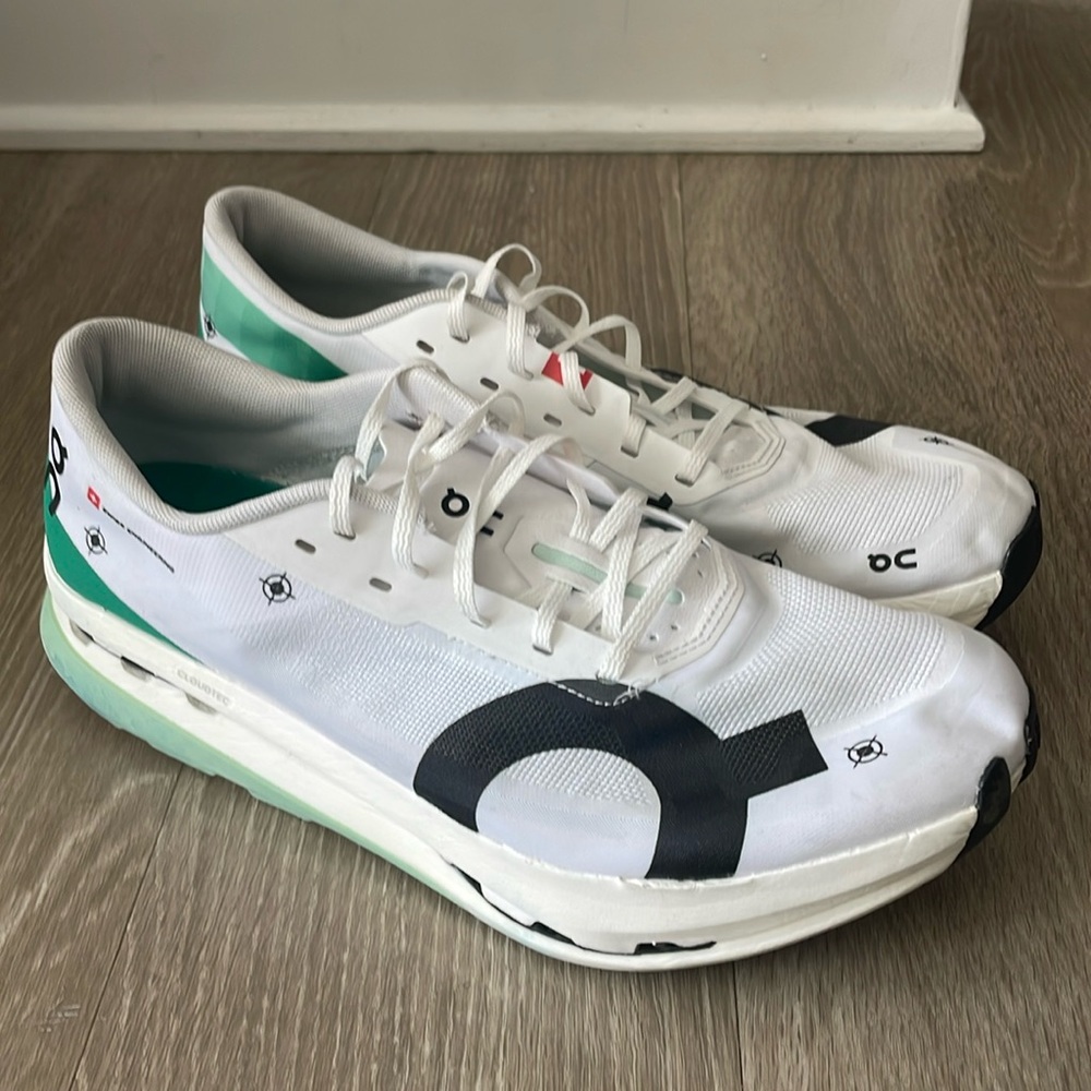 On Running Cloudboom Echo 3 Women’s Racing Shoes
